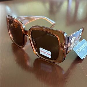 True Religion 100% UV protect,brown lens,brown square tortoise frame,gold logo